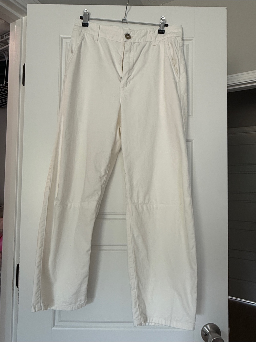 Women's Cream Barrel Ankle Pants - Relaxed Straight Leg
